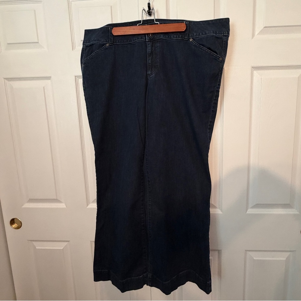 Apt. 9 Women's Dark Blue Flare Dress Jeans plus size 22w